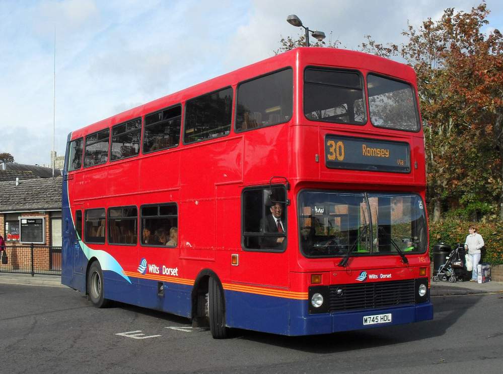Southern England Bus Scene: Visit to Romsey